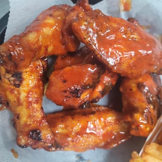 6 JUMBO WINGS