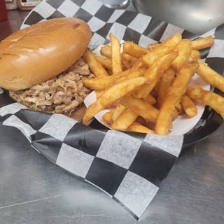 1/3 lb Pulled Pork Sandwich